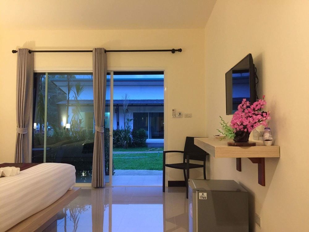 Maleesirin Oldtown Resort Ko Lanta Kültér fotó